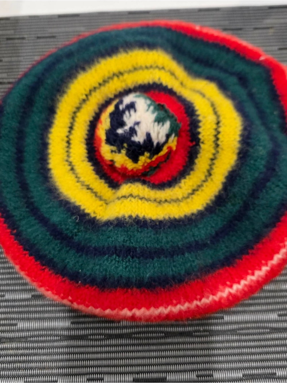 Colorful Striped Knit Beret - Multicolor